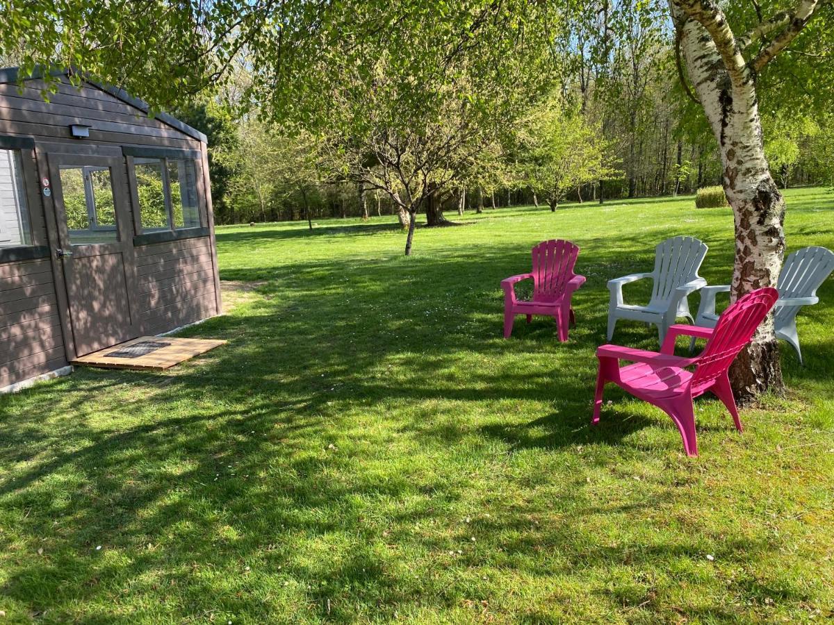 Les gîtes de La Pellerie - piscine et spa Saint-Branchs Extérieur photo